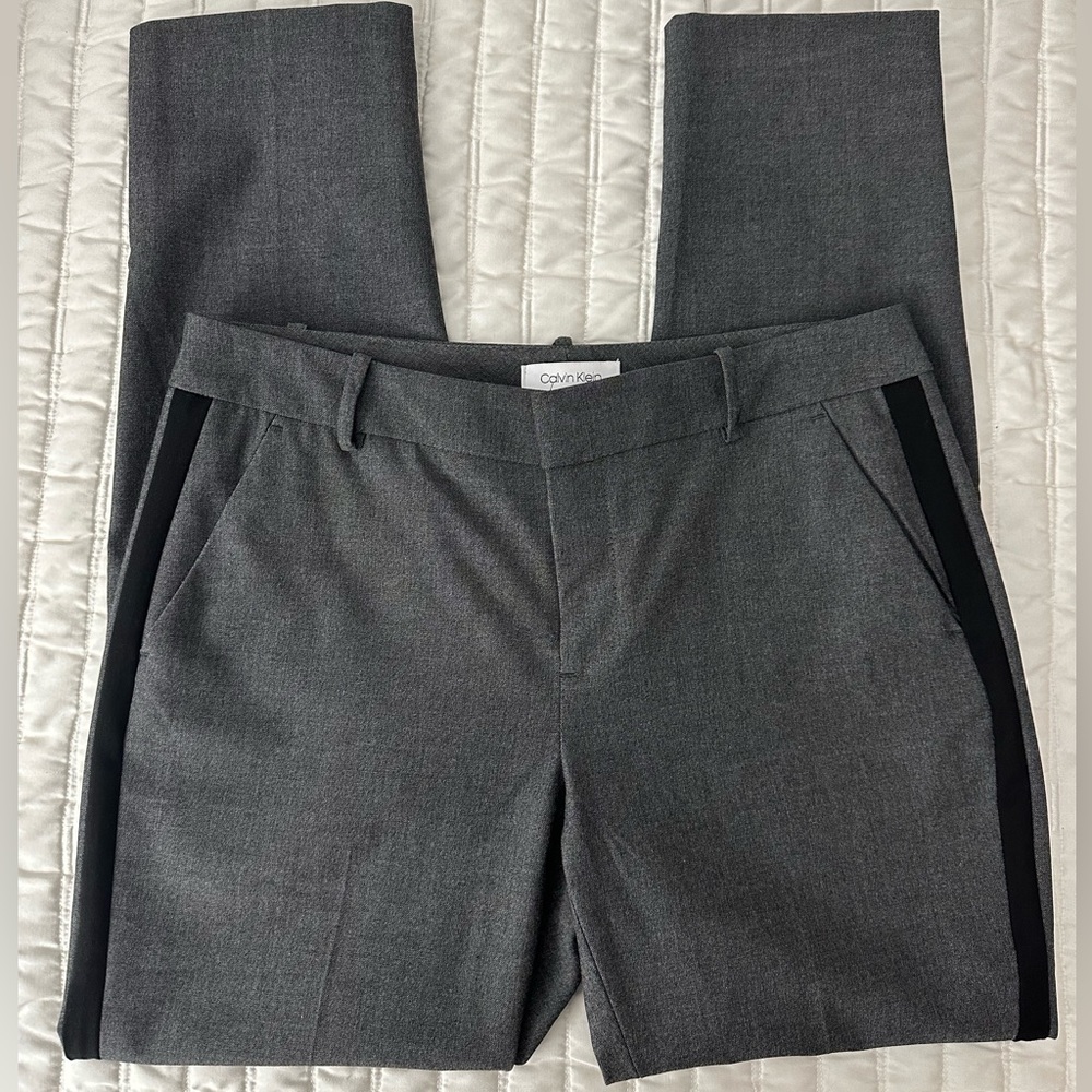 NWOT Calvin Klein grey ankle pants with black side stripe. Size 6